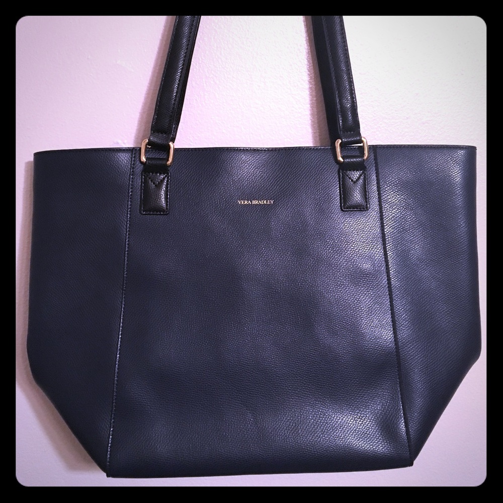 NAVY BLUE Vera Bradley tote!